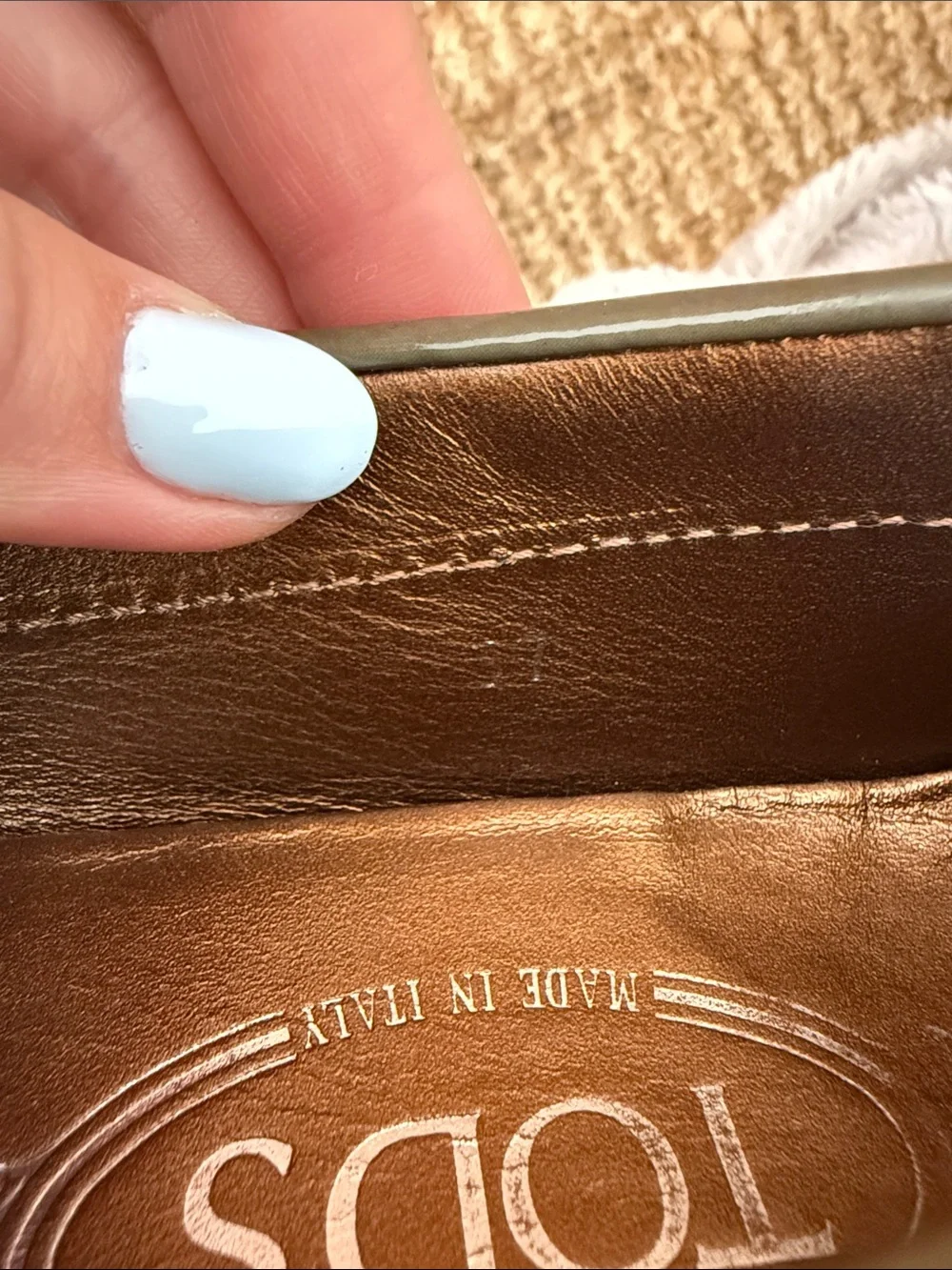 TOD'S Glossy Leather Bow-Front Driving Loafers